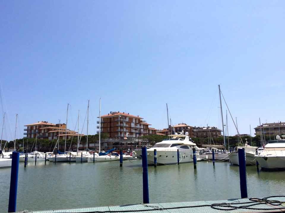 Apartments Porto Santa Margherita 40282 Exterior photo